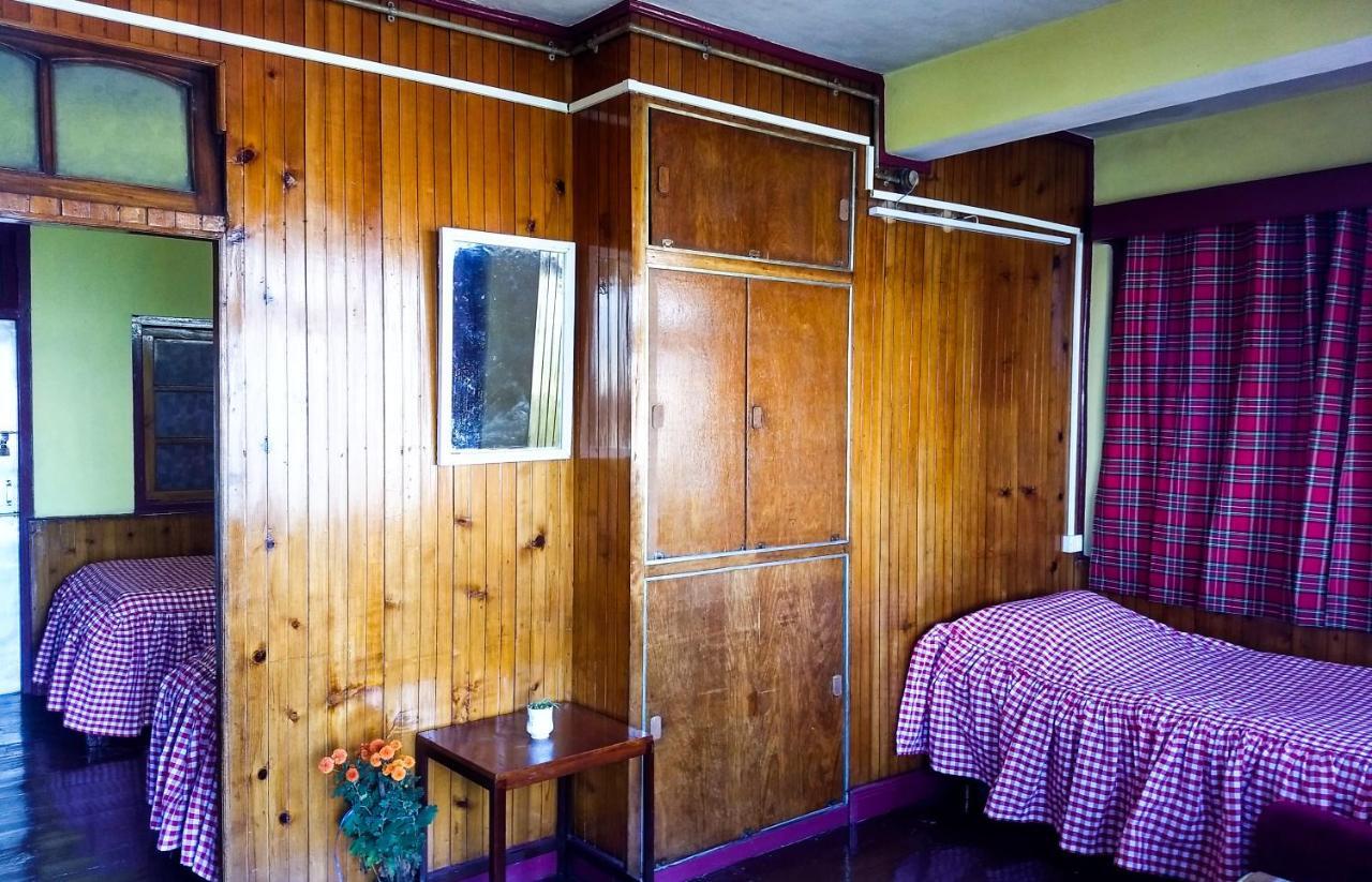 West Point Backpackers Hostel ダージリン エクステリア 写真