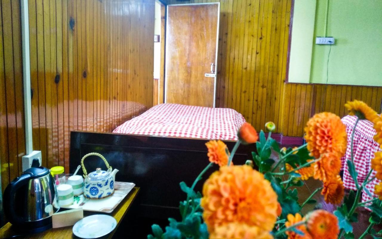 West Point Backpackers Hostel ダージリン エクステリア 写真